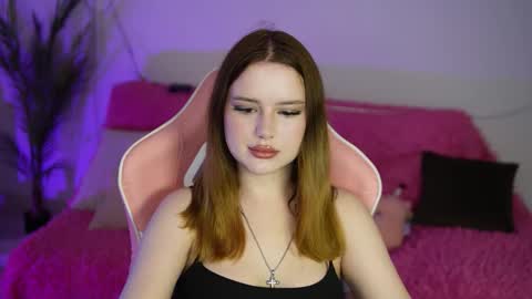 milanamoons online show from 10/05/25, 11:41