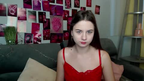 milanaroz online show from 09/11/25, 04:45