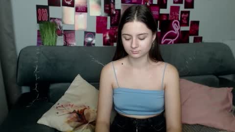 milanaroz online show from 10/12/25, 05:12