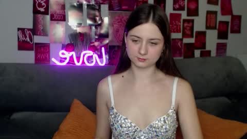 milanaroz online show from 11/28/25, 07:00