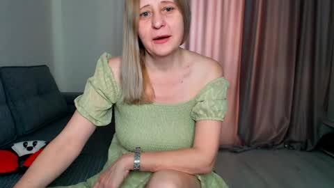 Snapshot of milanav chatting on 03/02/26, 06:14 Milena online show from 03/02/26, 06:14