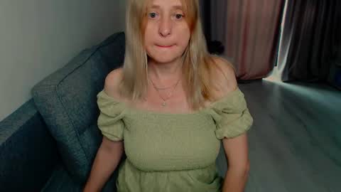 Snapshot of milanav chatting on 06/23/26, 07:50 Milena online show from 06/23/26, 07:50