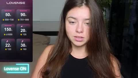 Snapshot of milania_hot_foxy chatting on 09/15/25, 07:47 Mila online show from 09/15/25, 07:47