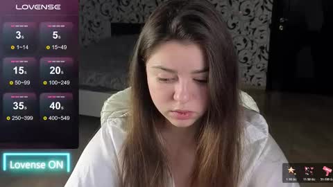 Snapshot of milania_hot_foxy chatting on 01/10/26, 07:15 Mila online show from 01/10/26, 07:15