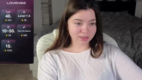 Snapshot of milania_hot_foxy chatting on 02/21/26, 06:20 Mila online show from 02/21/26, 06:20