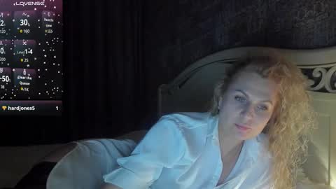 milanna_x online show from 10/09/25, 08:07