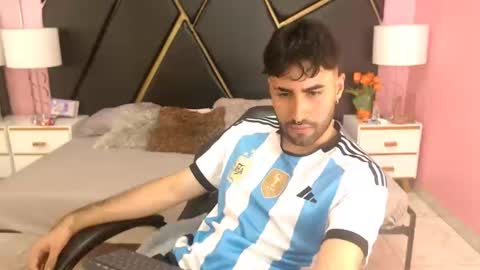 milanzaire online show from 09/25/25, 09:40