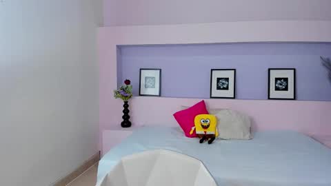 Mila Rose online show from 12/03/24, 12:38