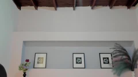 Mila Rose online show from 12/21/24, 11:11