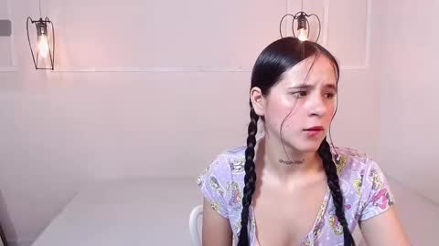 Mila Rose online show from 03/08/25, 11:27