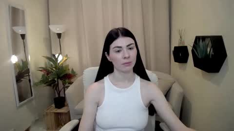 Snapshot of milasecretsss chatting on 01/17/26, 07:24 milasecretsss online show from 01/17/26, 07:24