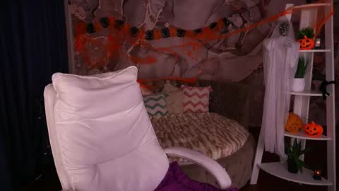 Milasha online show from 10/30/25, 03:02