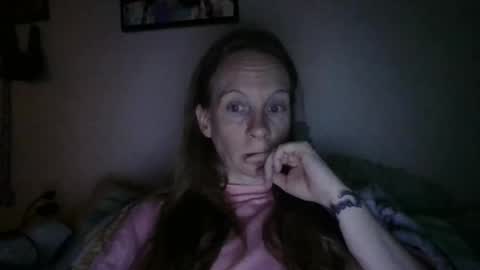 Mila online show from 04/28/26, 07:46