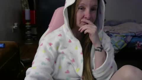 Mila online show from 05/07/26, 04:45