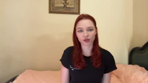 Snapshot of milav_ chatting on 05/03/26, 12:55 Lana online show from 05/03/26, 12:55