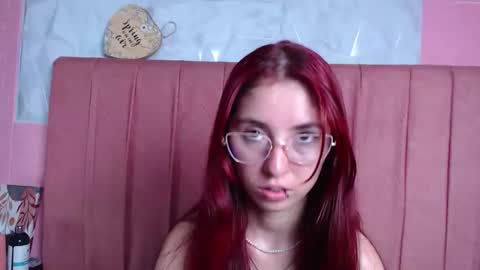 Ana online show from 10/26/25, 08:04