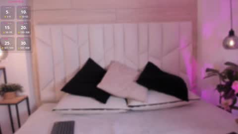 M I L E  online show from 09/19/25, 12:06