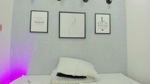 Milena  online show from 01/19/25, 06:20