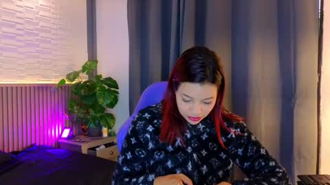 milena_lawson online show from 11/06/25, 11:11