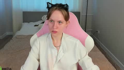 Milena online show from 04/29/26, 01:21