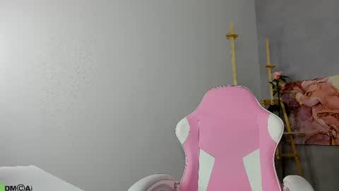 Snapshot of milena_milyan chatting on 06/28/26, 01:22 Milena online show from 06/28/26, 01:22