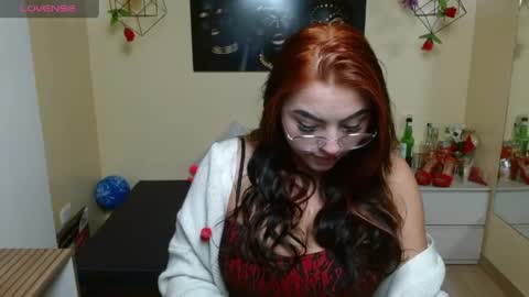 Snapshot of miley_clarck chatting on 04/21/26, 01:28 Miley online show from 04/21/26, 01:28