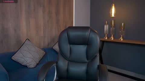 Miley Cruz  IG miley model23 online show from 10/27/25, 09:41