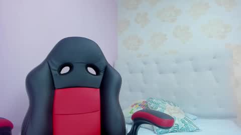 MILEY online show from 03/01/25, 02:48