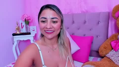 Antonella online show from 06/22/26, 01:19