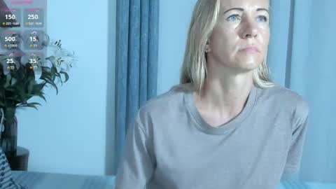 Christine online show from 06/12/26, 11:09