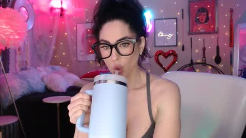 Milf Lacey online show from 03/03/25, 04:56