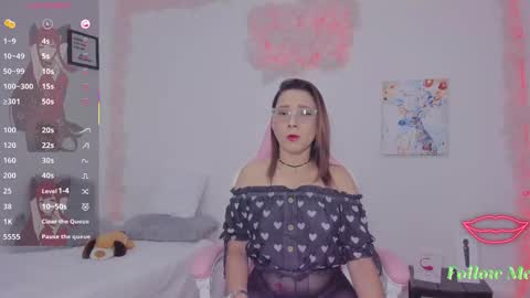 Snapshot of milfaaura chatting on 02/07/26, 03:43 Aura online show from 02/07/26, 03:43