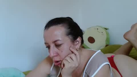Snapshot of milfevha chatting on 07/26/26, 09:54 milfevha online show from 07/26/26, 09:54