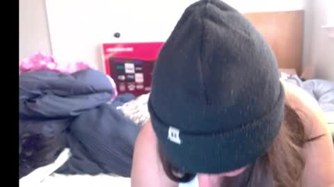 Snapshot of milfmonee chatting on 01/15/25, 08:37 MILF Monee online show from 01/15/25, 08:37