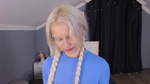 Snapshot of mili_backer chatting on 03/05/26, 12:12 Eva online show from 03/05/26, 12:12