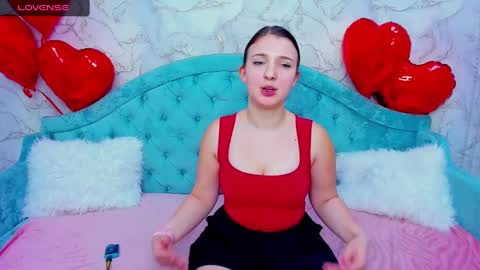 Snapshot of milinafox chatting on 02/12/25, 10:35 milinafox online show from 02/12/25, 10:35