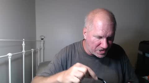 militarymancharliemike online show from 04/11/26, 01:43