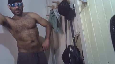 Snapshot of militaryx chatting on 01/08/26, 09:39 militaryx online show from 01/08/26, 09:39