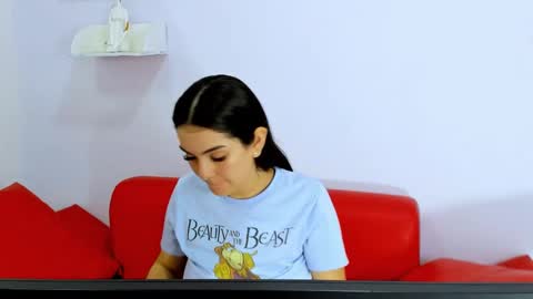 S O F I A online show from 11/12/25, 11:21