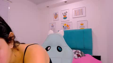 S O F I A online show from 12/05/25, 10:46