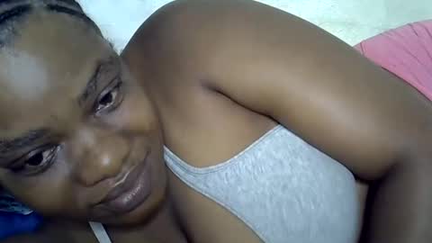 Snapshot of milk_titz chatting on 01/08/25, 10:37 kinwity online show from 01/08/25, 10:37