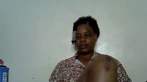 Snapshot of milk_titz chatting on 01/10/25, 07:04 kinwity online show from 01/10/25, 07:04