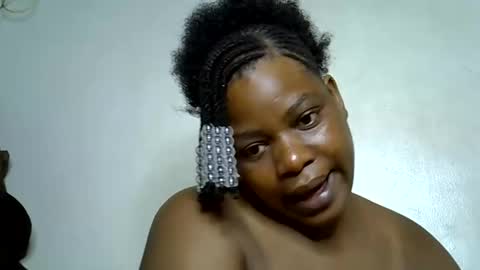 Snapshot of milk_titz chatting on 01/12/25, 02:09 kinwity online show from 01/12/25, 02:09