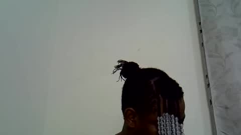 Snapshot of milk_titz chatting on 01/23/25, 08:02 kinwity online show from 01/23/25, 08:02