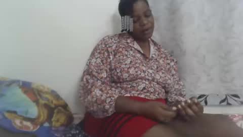 Snapshot of milk_titz chatting on 01/28/25, 07:21 kinwity online show from 01/28/25, 07:21