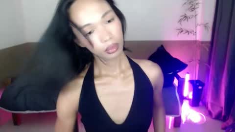Snapshot of milka_madness chatting on 05/13/26, 10:34 milka_madness online show from 05/13/26, 10:34