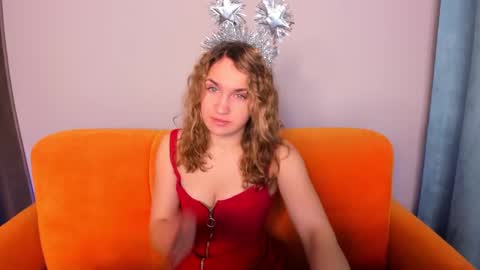 milkablond online show from 02/14/25, 01:23