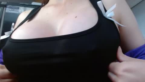 Amira online show from 12/13/25, 08:36