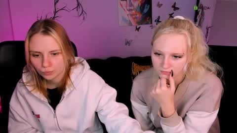 Snapshot of milki_wey chatting on 01/15/26, 02:32 Mila online show from 01/15/26, 02:32