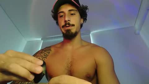 milkoffee online show from 05/03/26, 04:24